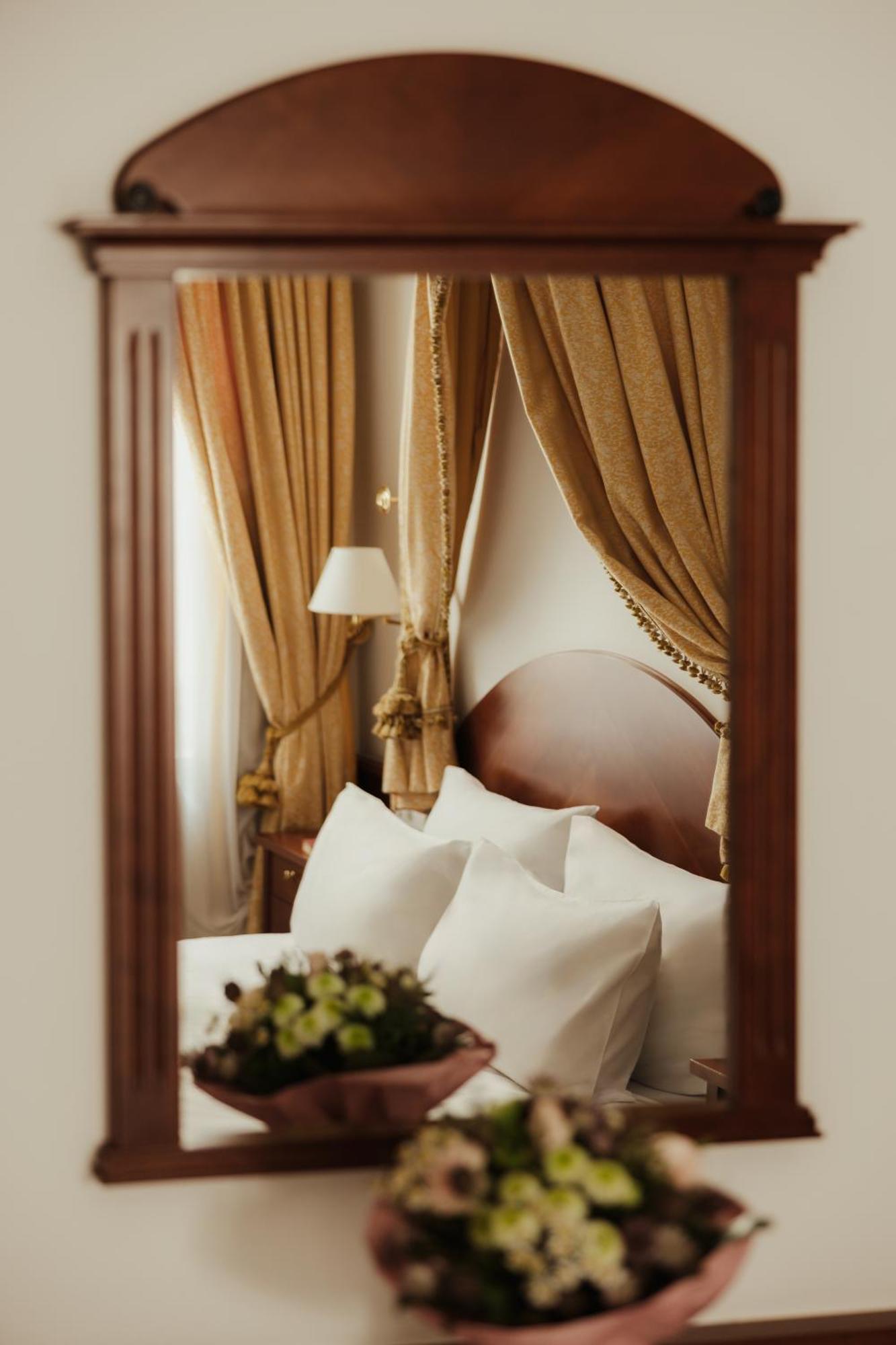 Corso Am Graben Otel Brunico Dış mekan fotoğraf