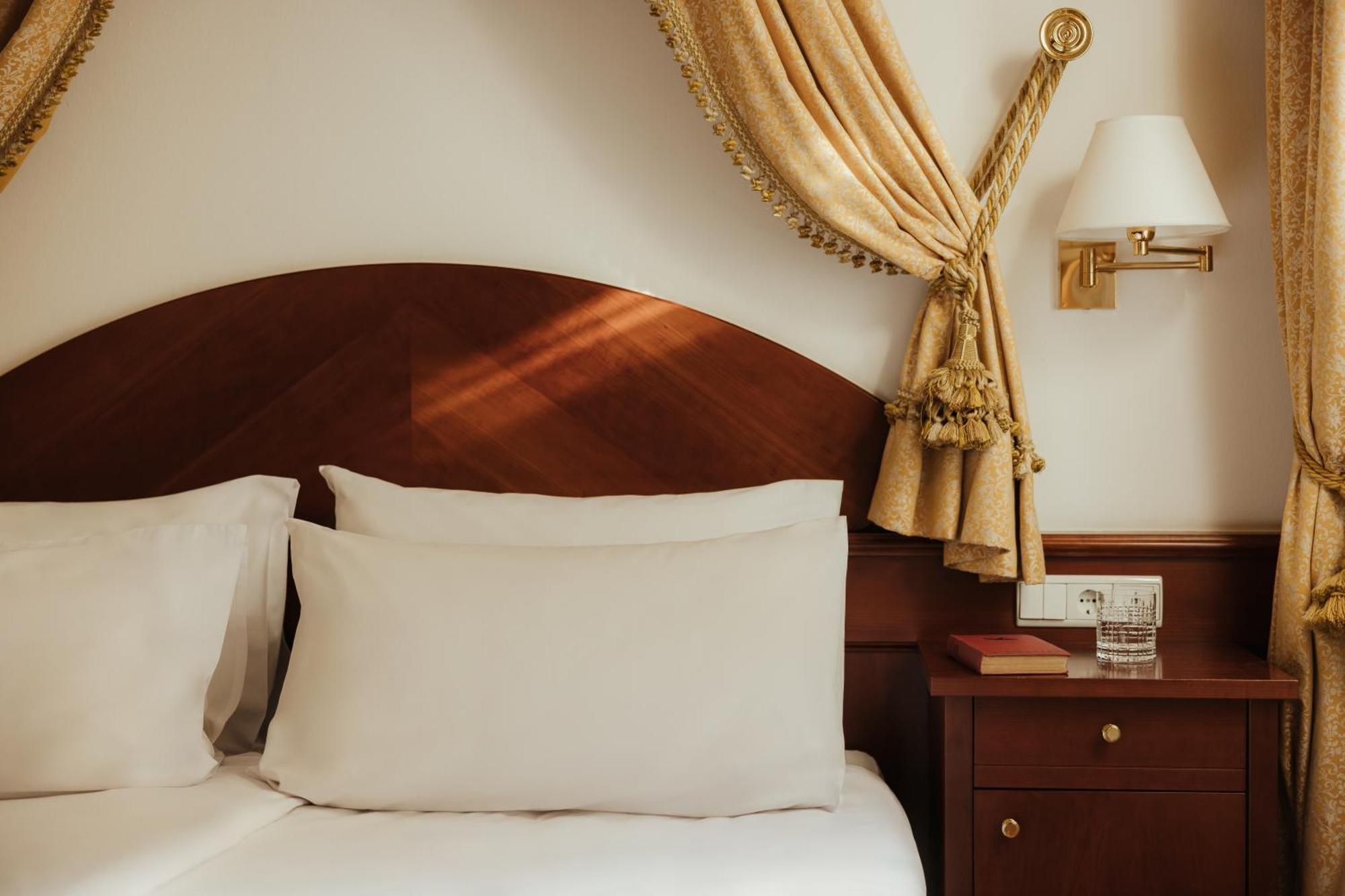 Corso Am Graben Otel Brunico Dış mekan fotoğraf