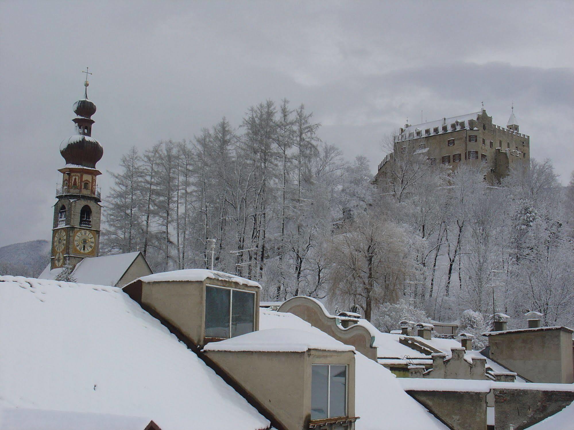 Corso Am Graben Otel Brunico Dış mekan fotoğraf